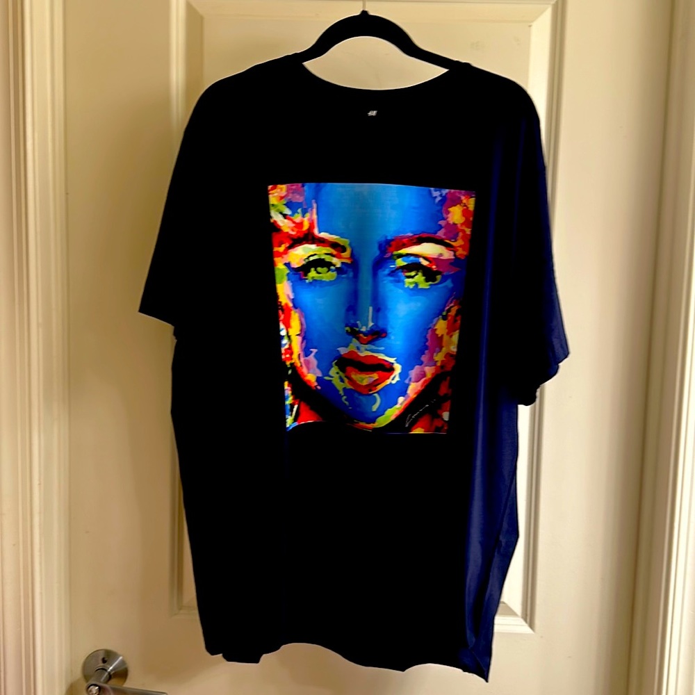 “M” slim fit blue 3XL T-shirt With DTF print.